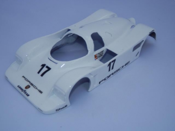 lackierte GFK Karosserie 1:24