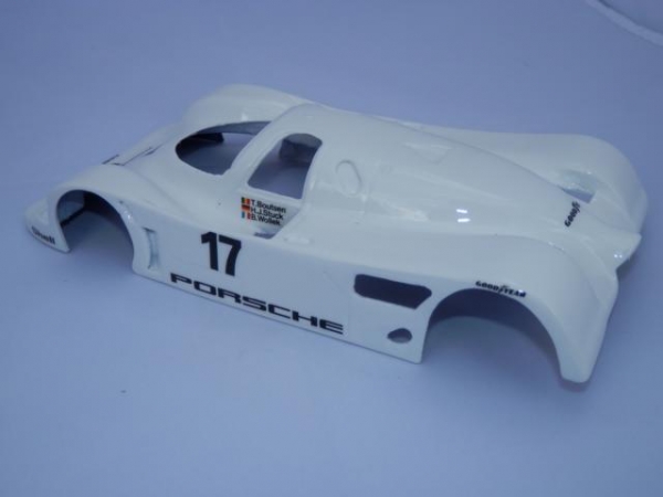 lackierte GFK Karosserie 1:24